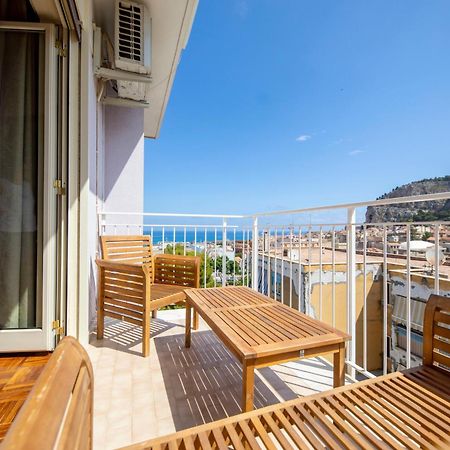 Fabiene Familyholidays Deluxe Plus تْشيفالو المظهر الخارجي الصورة
