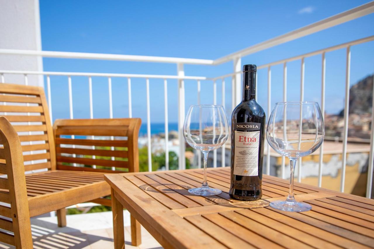 Fabiene Familyholidays Deluxe Plus تْشيفالو المظهر الخارجي الصورة