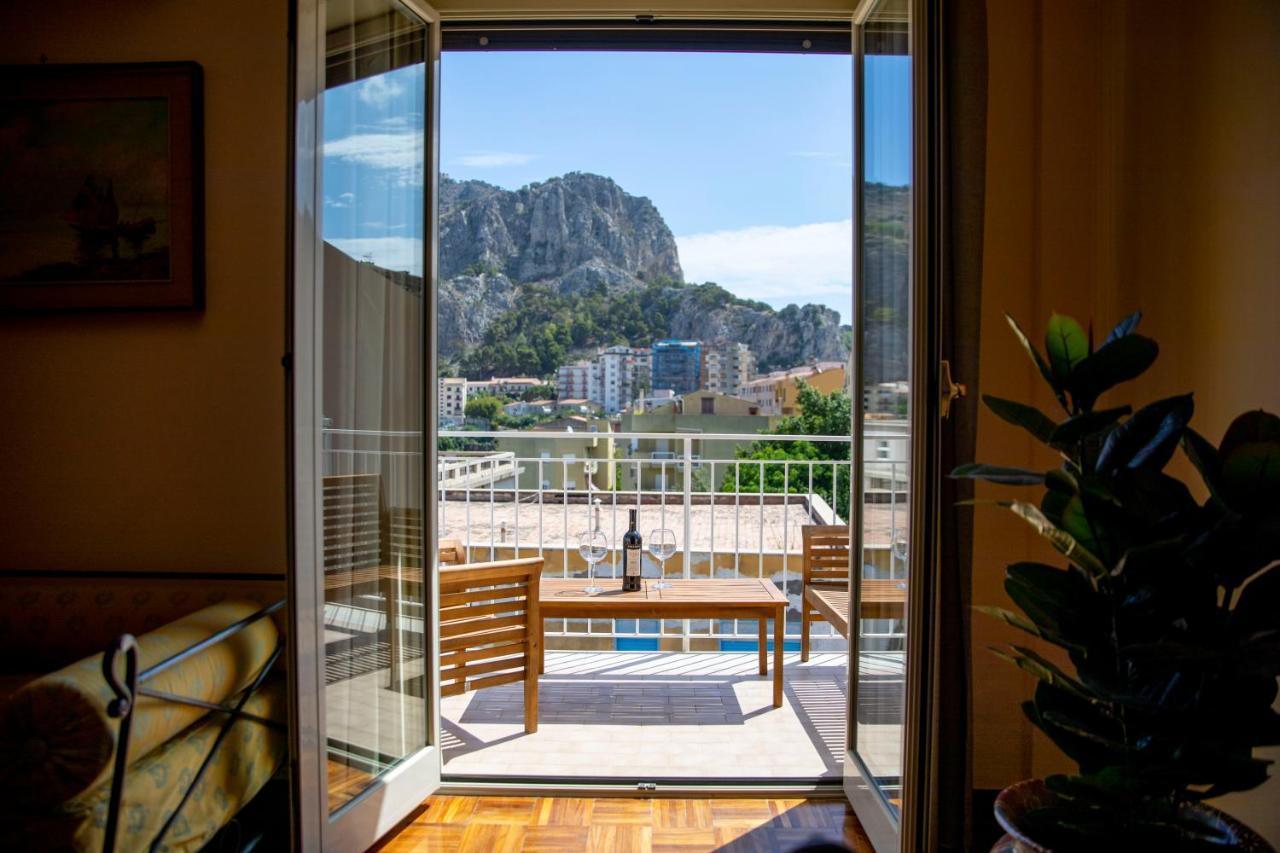 Fabiene Familyholidays Deluxe Plus تْشيفالو المظهر الخارجي الصورة